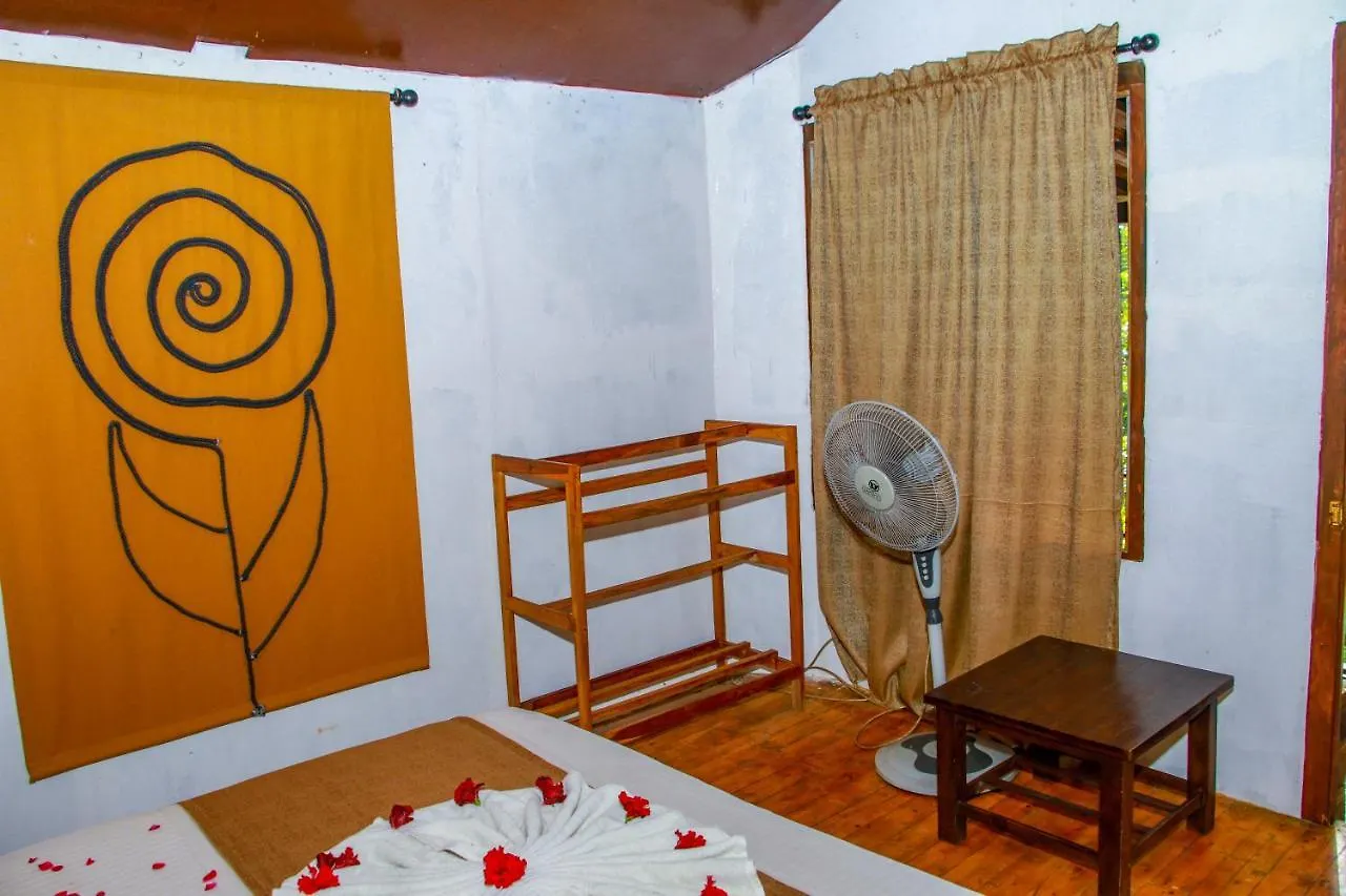 Experience The Comforts Of An Amazing Treehouse Sigiriya Bed & Breakfast