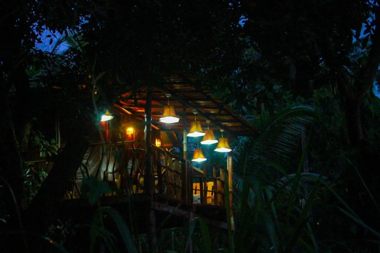 Experience The Comforts Of An Amazing Treehouse Sigiriya 0*,